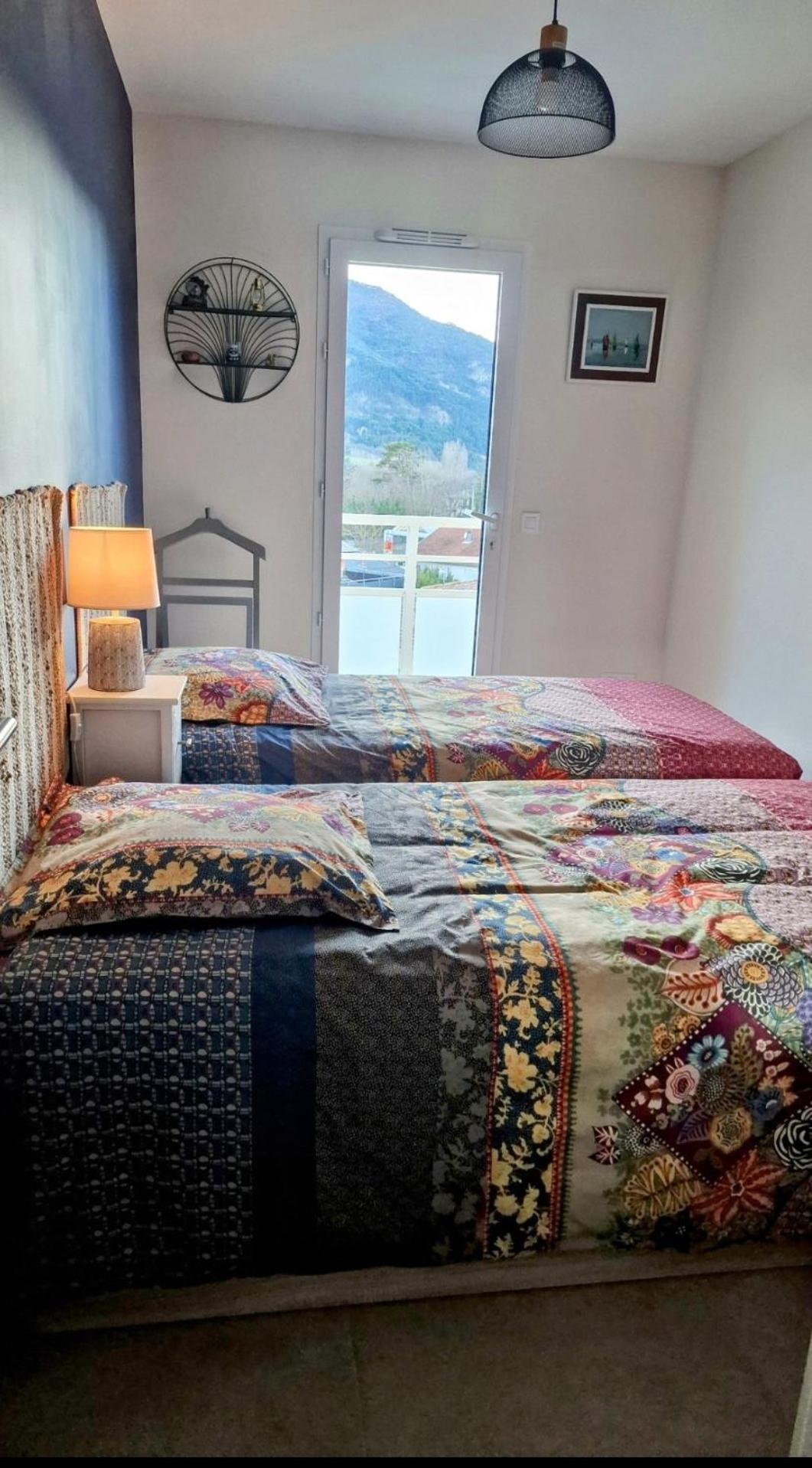 Appartement Neuf, Avec Vue Montagnes. Die